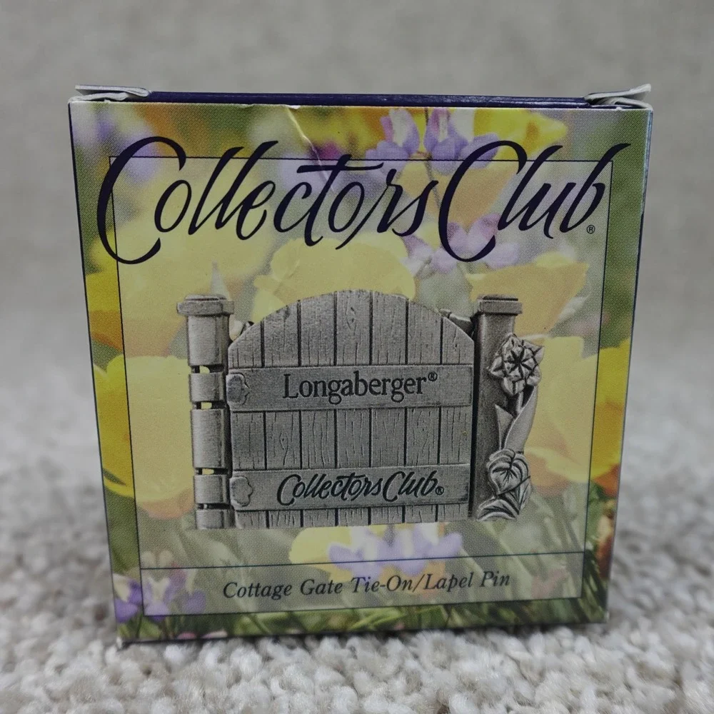 Longaberger 2000 Collectors Club Cottage Gate Hinged Tie-On Lapel Pin with Box
